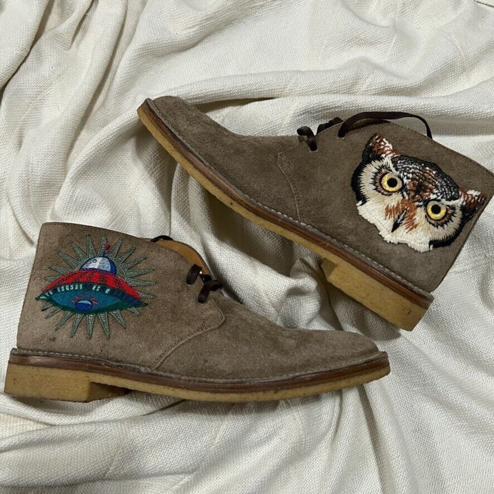 Gucci Moreau Embroidered Suede Chukka Boots Men's 7.5 NEW